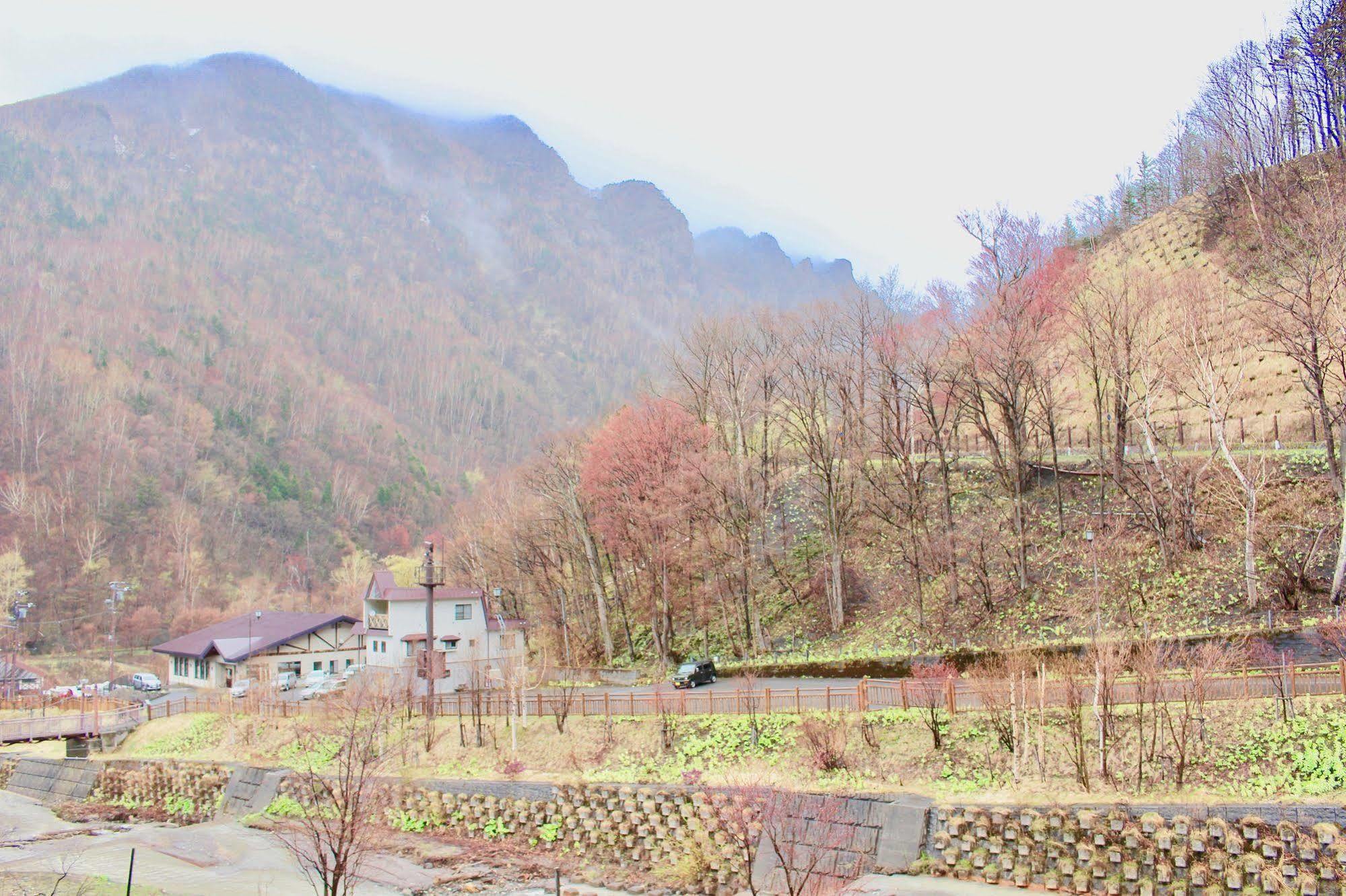 Sounkyo Onsen Kumoi Hotel Kamikawa  Exterior photo